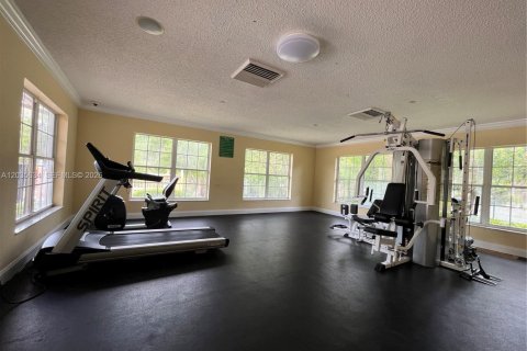 Condo in Pompano Beach, Florida, 3 bedrooms  № 2263691 - photo 21