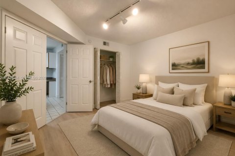 Condo in Pompano Beach, Florida, 3 bedrooms  № 2263691 - photo 2
