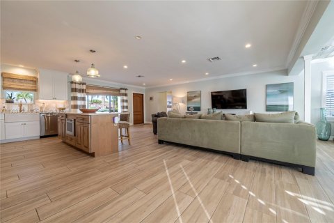 Casa en venta en Lighthouse Point, Florida, 3 dormitorios, 169.45 m2 № 1992266 - foto 27