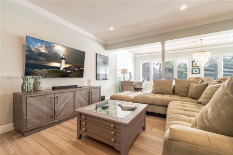 Casa en venta en Lighthouse Point, Florida, 3 dormitorios, 169.45 m2 № 1992266 - foto 25