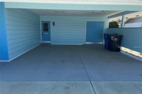 Casa en alquiler en Sun City Center, Florida, 2 dormitorios, 124.02 m2 № 1589790 - foto 2