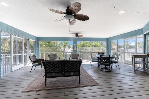Casa en venta en Englewood, Florida, 5 dormitorios, 341.79 m2 № 2103565 - foto 29