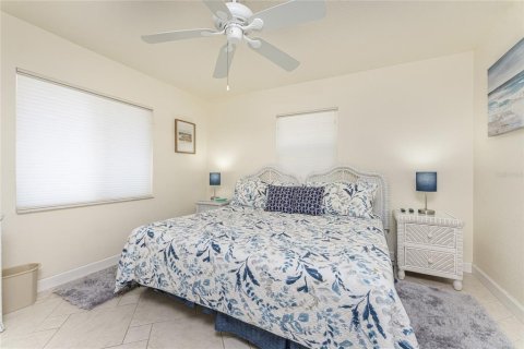 Casa en venta en Englewood, Florida, 5 dormitorios, 341.79 m2 № 2103565 - foto 22