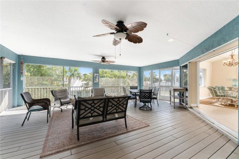 Casa en venta en Englewood, Florida, 5 dormitorios, 341.79 m2 № 2103565 - foto 30