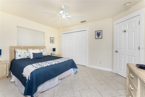 Casa en venta en Englewood, Florida, 5 dormitorios, 341.79 m2 № 2103565 - foto 27