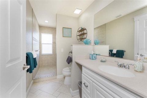 Casa en venta en Englewood, Florida, 5 dormitorios, 341.79 m2 № 2103565 - foto 24