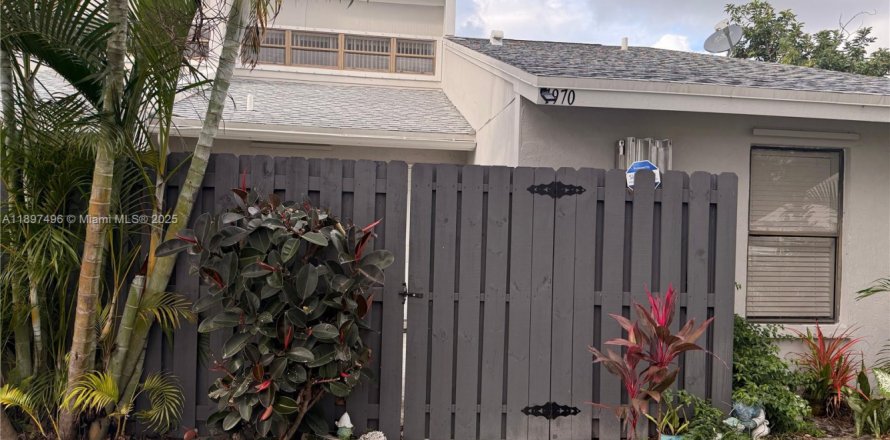 Condo à West Palm Beach, Floride, 3 chambres  № 1949729