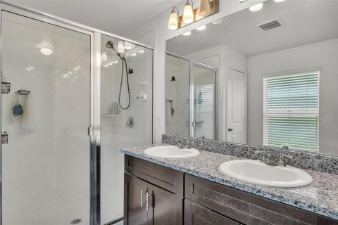 House in Winter Haven, Florida 4 bedrooms, 186.18 sq.m. № 1637731 - photo 23