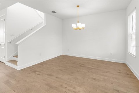 House in Tampa, Florida 4 bedrooms, 307.13 sq.m. № 2259292 - photo 13