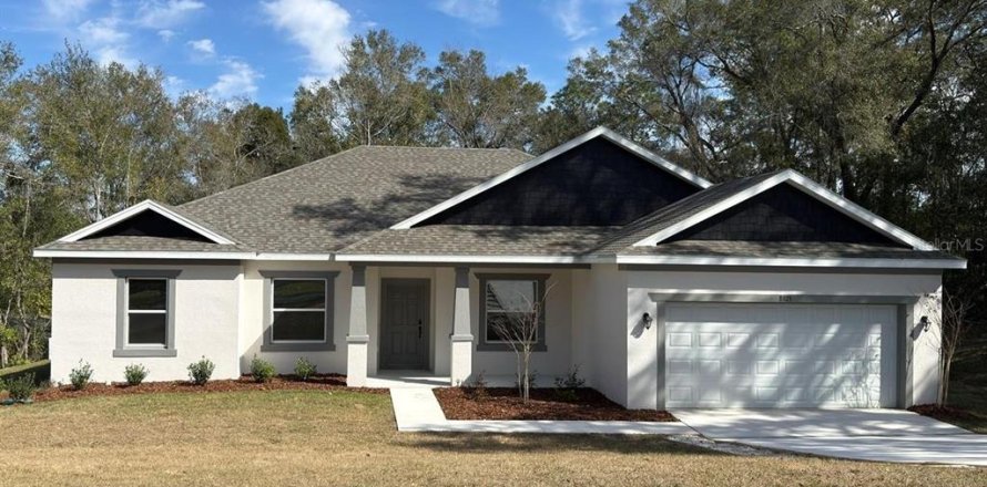 Villa ou maison à Citrus Springs, Floride 4 chambres, 217.21 m2 № 2149127