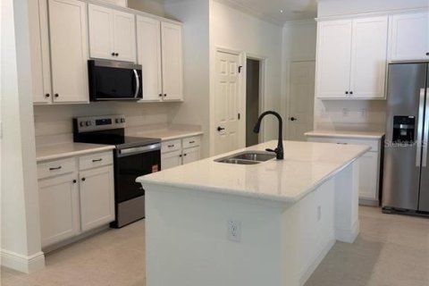 Villa ou maison à vendre à Citrus Springs, Floride: 4 chambres, 217.21 m2 № 2149127 - photo 2