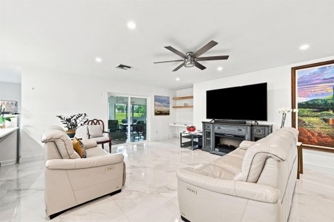 Casa en venta en Boca Raton, Florida, 3 dormitorios, 207.08 m2 № 2185176 - foto 9