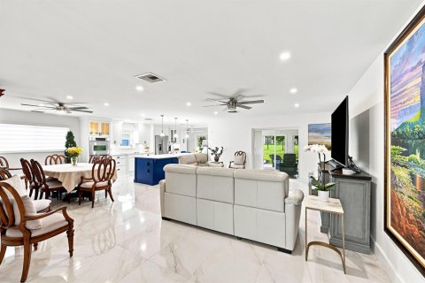 Casa en venta en Boca Raton, Florida, 3 dormitorios, 207.08 m2 № 2185176 - foto 5