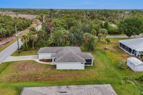 Villa ou maison à vendre à Port Charlotte, Floride: 3 chambres, 139.54 m2 № 2206502 - photo 4