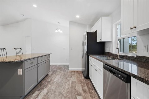 Villa ou maison à vendre à Port Charlotte, Floride: 3 chambres, 139.54 m2 № 2206502 - photo 13