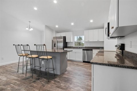 Villa ou maison à vendre à Port Charlotte, Floride: 3 chambres, 139.54 m2 № 2206502 - photo 17