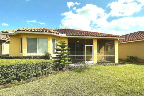 Villa ou maison à louer à Vero Beach, Floride: 2 chambres, 160.16 m2 № 815997 - photo 1