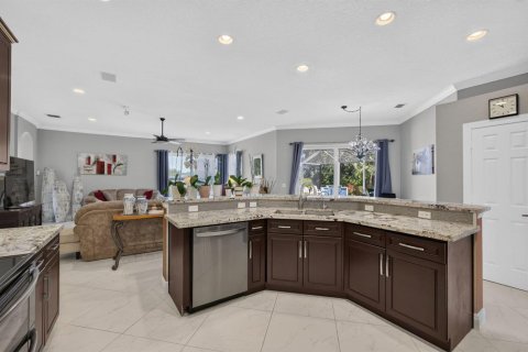 Casa en venta en Palm Beach Gardens, Florida, 5 dormitorios, 334.82 m2 № 2414314 - foto 4