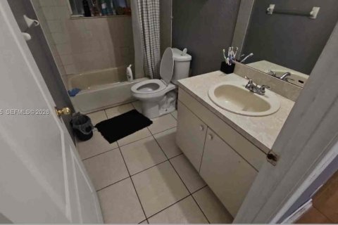 Купить виллу или дом в Лодерхилл, Флорида 3 спальни, 166.67м2, № 2026507 - фото 7
