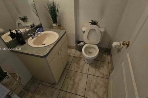 Купить виллу или дом в Лодерхилл, Флорида 3 спальни, 166.67м2, № 2026507 - фото 6