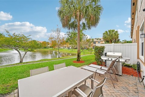 Купить таунхаус в Лейк-Уорт, Флорида 3 спальни, 171.96м2, № 2002476 - фото 30