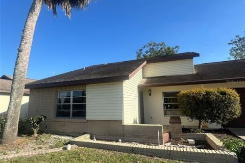Dúplex en venta en Lake Placid, Florida, 2 dormitorios, 118.36 m2 № 1636357 - foto 1