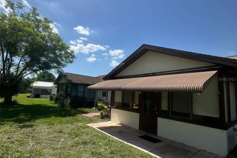 Dúplex en venta en Lake Placid, Florida, 2 dormitorios, 118.36 m2 № 1636357 - foto 2