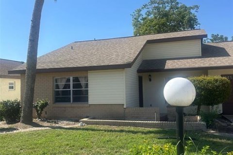 Dúplex en venta en Lake Placid, Florida, 2 dormitorios, 118.36 m2 № 1636357 - foto 4
