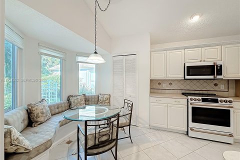 House in Greenacres, Florida 3 bedrooms, 123.47 sq.m. № 1986277 - photo 7