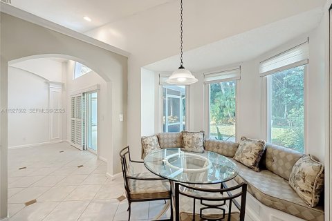 House in Greenacres, Florida 3 bedrooms, 123.47 sq.m. № 1986277 - photo 13