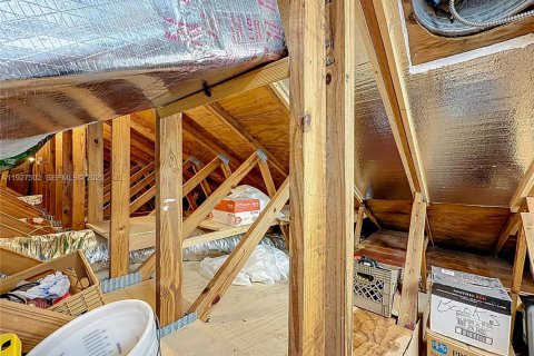 House in Greenacres, Florida 3 bedrooms, 123.47 sq.m. № 1986277 - photo 25