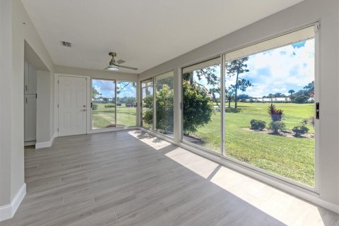 Condo in Venice, Florida, 3 bedrooms № 2430399 - photo 21