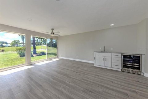 Condo in Venice, Florida, 3 bedrooms № 2430399 - photo 23