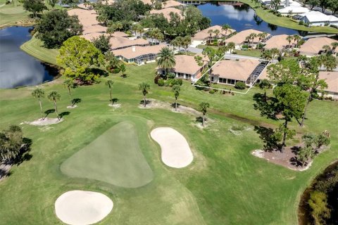 Condo in Venice, Florida, 3 bedrooms № 2430399 - photo 5