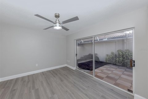 Condo in Venice, Florida, 3 bedrooms № 2430399 - photo 29