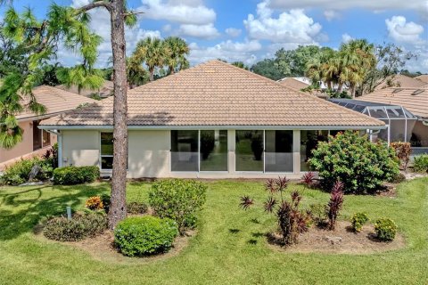 Condo in Venice, Florida, 3 bedrooms № 2430399 - photo 4