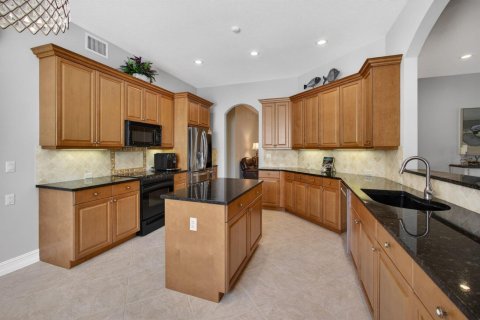 Condo in West Palm Beach, Florida, 2 bedrooms  № 2191027 - photo 12