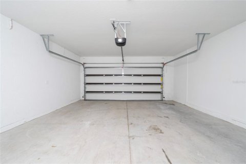 House in Kissimmee, Florida 4 bedrooms, 178.56 sq.m. № 2227088 - photo 25