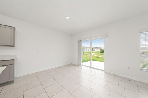 House in Kissimmee, Florida 4 bedrooms, 178.56 sq.m. № 2227088 - photo 5