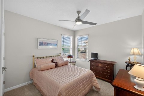House in Winter Garden, Florida 3 bedrooms, 188.31 sq.m. № 2138813 - photo 18