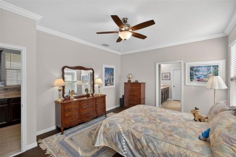 House in Winter Garden, Florida 3 bedrooms, 188.31 sq.m. № 2138813 - photo 13