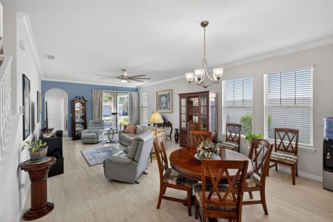 House in Winter Garden, Florida 3 bedrooms, 188.31 sq.m. № 2138813 - photo 7