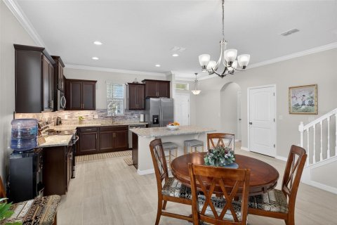 House in Winter Garden, Florida 3 bedrooms, 188.31 sq.m. № 2138813 - photo 8