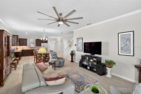 House in Winter Garden, Florida 3 bedrooms, 188.31 sq.m. № 2138813 - photo 10