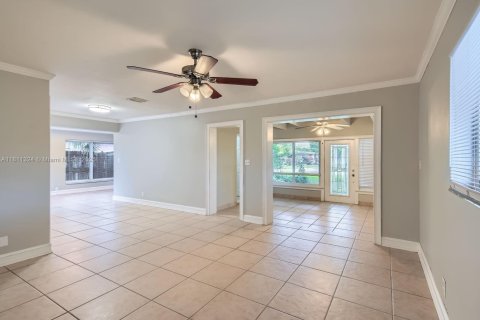 Casa en venta en Fort Lauderdale, Florida, 3 dormitorios, 144.28 m2 № 1756724 - foto 9