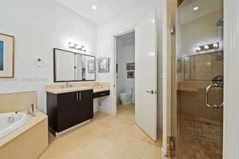 Townhouse in Miami, Florida 3 bedrooms, 248.79 sq.m. № 2189550 - photo 19