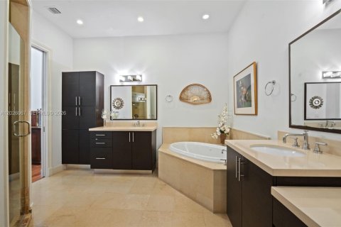 Townhouse in Miami, Florida 3 bedrooms, 248.79 sq.m. № 2189550 - photo 18