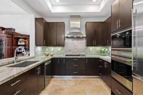Townhouse in Miami, Florida 3 bedrooms, 248.79 sq.m. № 2189550 - photo 6