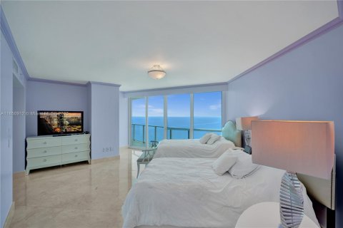 Copropriété à vendre à Hollywood, Floride: 3 chambres, 196.49 m2 № 2194380 - photo 21
