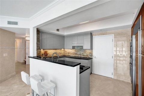 Copropriété à vendre à Hollywood, Floride: 3 chambres, 196.49 m2 № 2194380 - photo 11